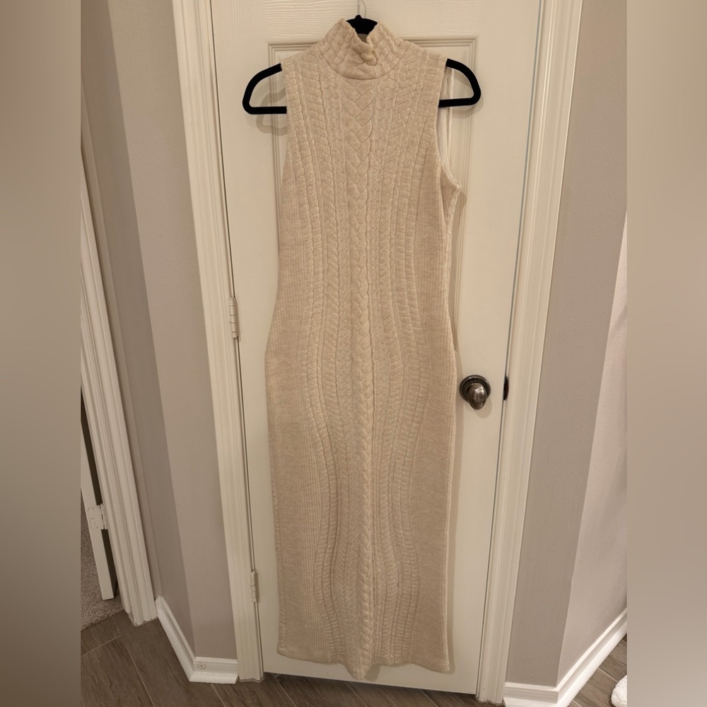 W by Worth Cream Cable Knit Maxi Dress